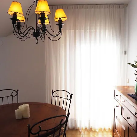 Saromar I Amb Gran Terrassa, Per 6 Persones A 5 Minuts De La Platja Gran Apartment